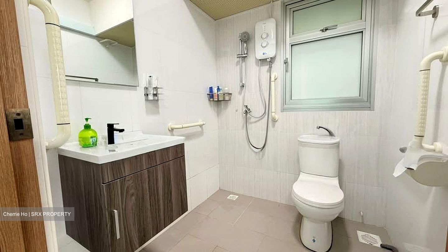Blk 421A Northshore Straitsview (Punggol), HDB 2 Rooms #576008441